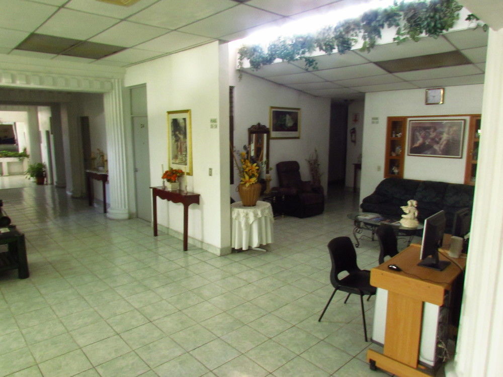 Hotel Grecia Real Σαν Σαλβαντόρ Εξωτερικό φωτογραφία